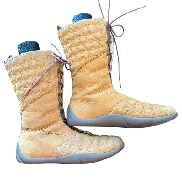 Womens Helly Hansen Leather Embroidered SnowflakeWaterproof Boots Size 7 - Picture 7 of 11